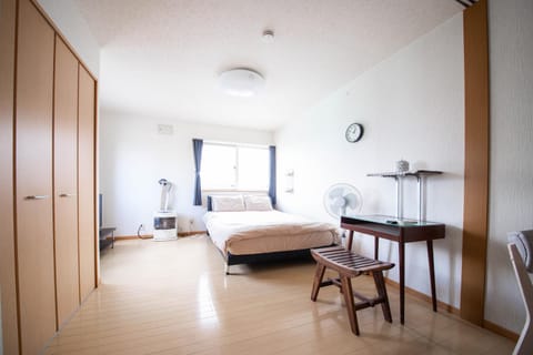 Bed, Living room, Bedroom