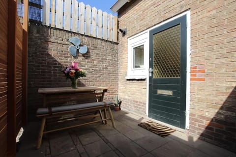 Have a nice stay! - Zomerhuis Benita's met parkeer plaats Apartment in Noordwijk