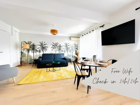 TV and multimedia, Living room, Dining area