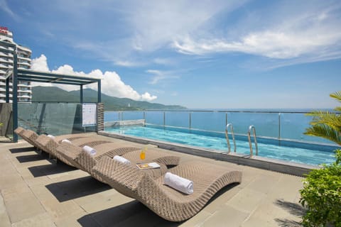 Lounge or bar, Mountain view, Sea view, Swimming pool, Sunrise, Sunset