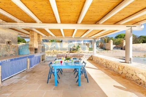 Patio, Day, View (from property/room), Balcony/Terrace, Dining area