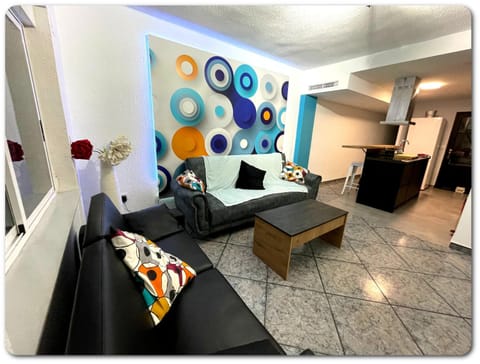 Communal lounge/ TV room, Living room, Seating area, dishwasher, locker, washing machine, air conditioner