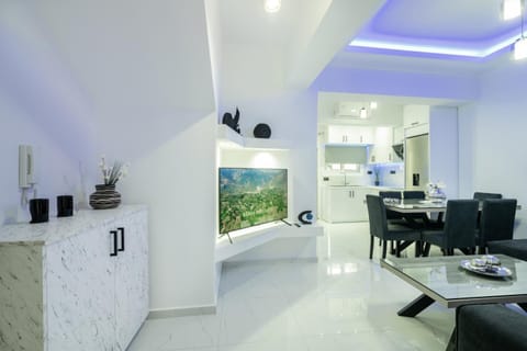 TV and multimedia, Dining area, hair dresser