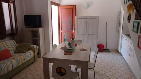 casa luna House in Santa Teresa Gallura