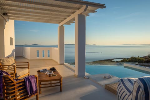 Patio, Day, Natural landscape, View (from property/room), Balcony/Terrace, Seating area, Sea view, Swimming pool, sunbed, towels