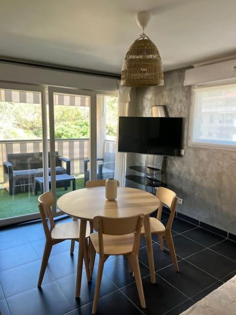 Charmant 2 pièces proche Monaco - Parking privé Apartment in Menton