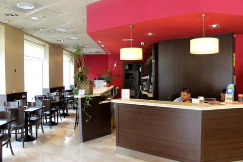 Living room, Lobby or reception