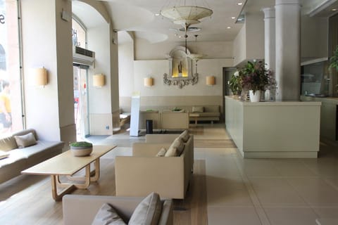 Living room, Lobby or reception