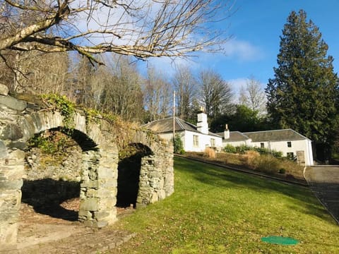 Gardeners cottage House in Scotland