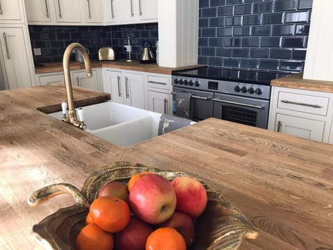 Gardeners cottage House in Scotland