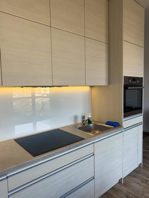 Kitchen or kitchenette, pet friendly, stove