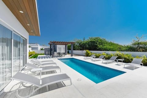 Pool view, Swimming pool