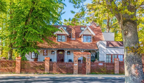 Property building, Garden, Garden view