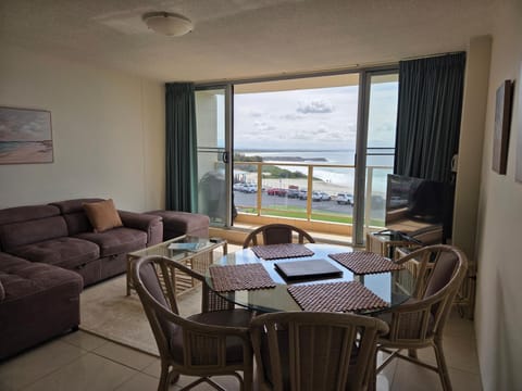 Living room, Dining area, Sea view