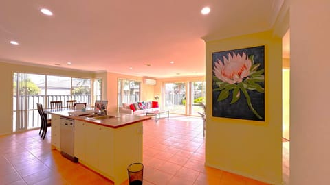 Living room, Decorative detail, Diving