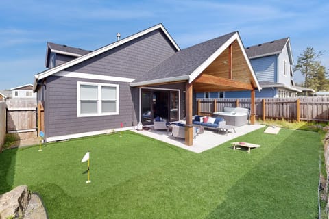 Angel's Landing MCA 50590 House in Manzanita