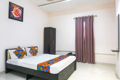 Bed, Bedroom, wardrobe