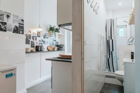 Altbautraum! 2 Zimmer mit 24h Check-in Apartment in Kiel