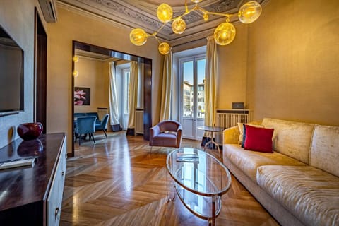 Communal lounge/ TV room, Living room