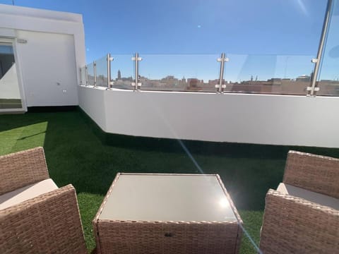 View (from property/room), Balcony/Terrace