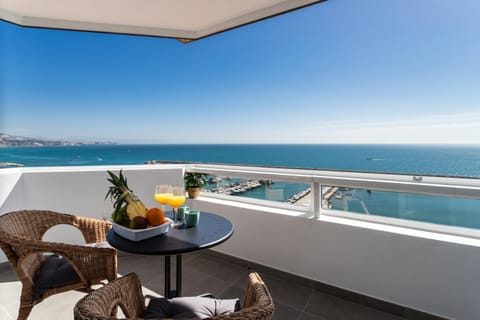 Natural landscape, View (from property/room), Balcony/Terrace, Balcony/Terrace, Sea view
