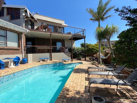 Property building, Patio, Day, Garden, View (from property/room), Balcony/Terrace, Pool view, Swimming pool, Swimming pool, sunbed