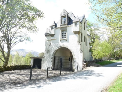 Property building, Natural landscape