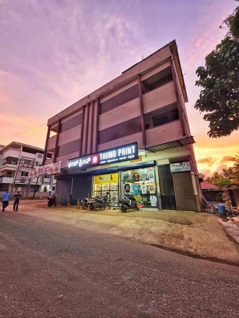 Property building, Quiet street view