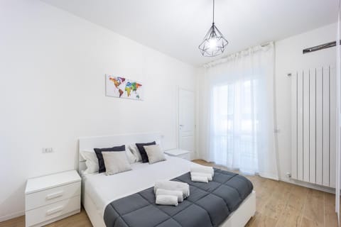 Bed, Photo of the whole room, Bedroom, towels, wardrobe