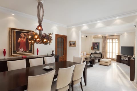 TV and multimedia, Seating area