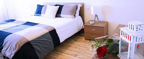 View (from property/room), Bedroom, locker, locker, air conditioner, air conditioner