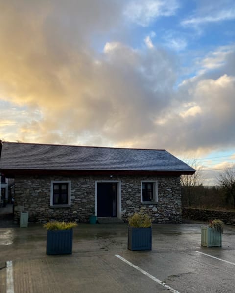 Kingsford renovated old cottage House in Ireland