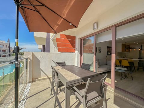 Balcony/Terrace, Pool view, Swimming pool