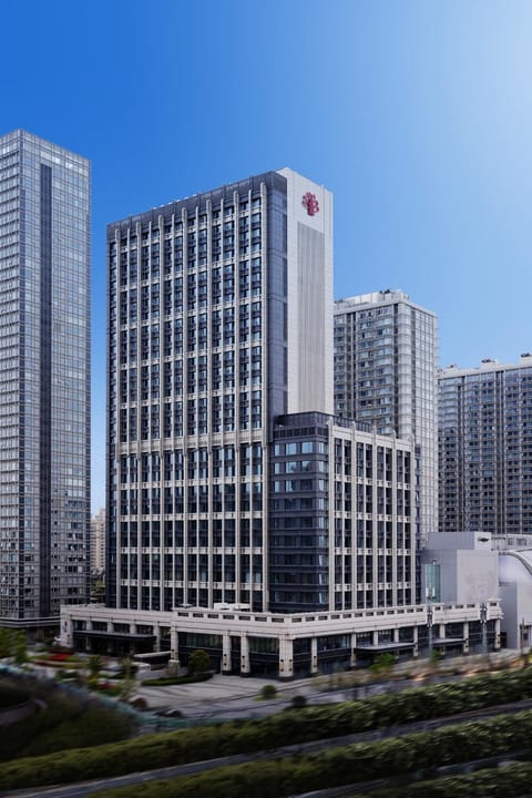 Property building, Day, City view