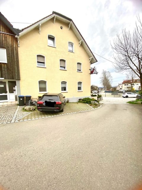 Day, Parking