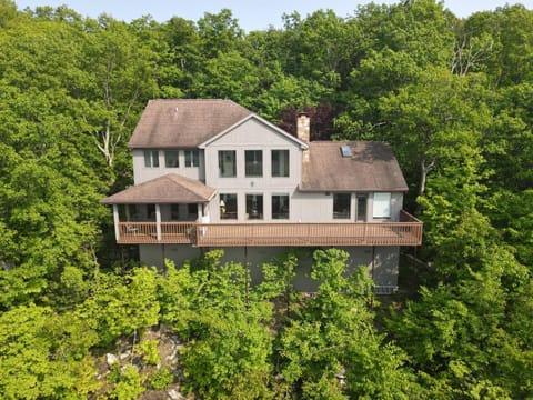 Property building, Spring, Day, Natural landscape