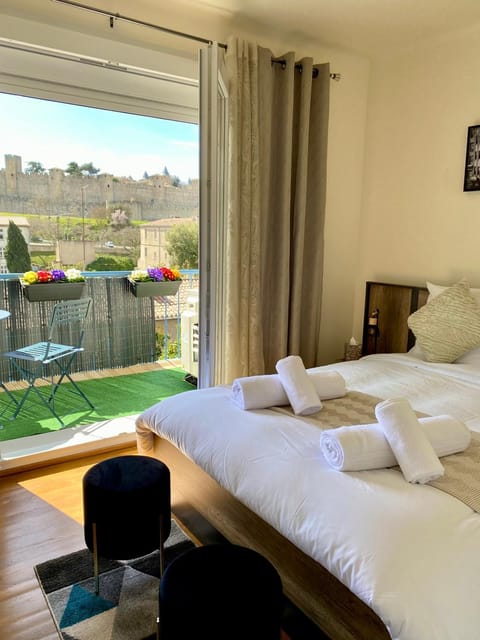 View (from property/room), Balcony/Terrace, Photo of the whole room, Bedroom, towels