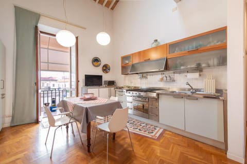 Piombino Apartments - Casa Fucini Apartment in Piombino