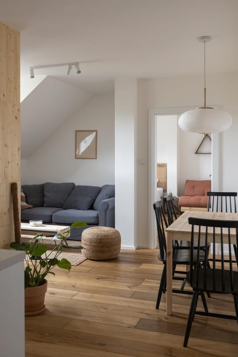 Living room, Photo of the whole room, Dining area