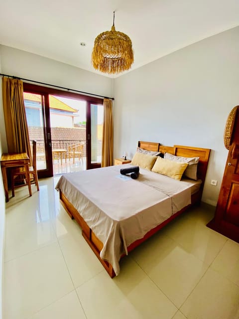 MiCasa Bed and Breakfast in North Kuta