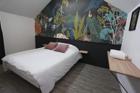 Bed, Bedroom