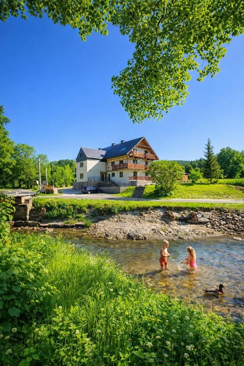 Property building, Spring, Day, Natural landscape, Summer, Mountain view, River view