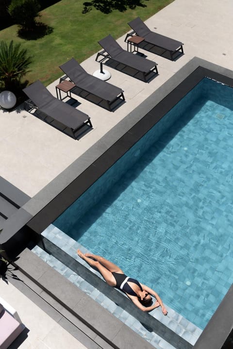 Day, Pool view, Swimming pool, sunbed