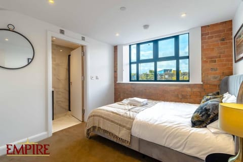 Bed, Photo of the whole room, Bedroom, towels, wardrobe