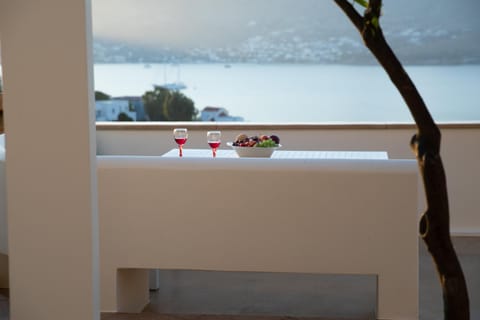 Patio, Patio, Food close-up, Food close-up, Neighbourhood, Natural landscape, Balcony/Terrace, Food and drinks, Food and drinks, Seating area, Dining area, Food, Food, Sea view, Street view, Street view, Dinner, Dinner