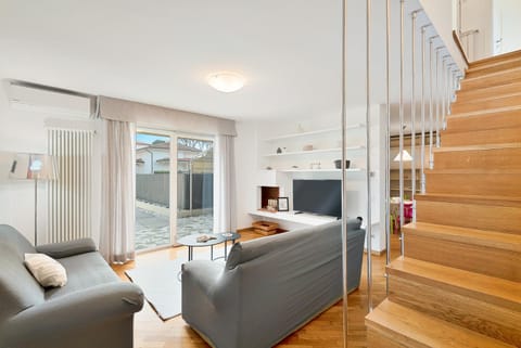 Holiday Home Daniela, cozy villa in Lido di Camaiore near the beach Villa in Emilia-Romagna