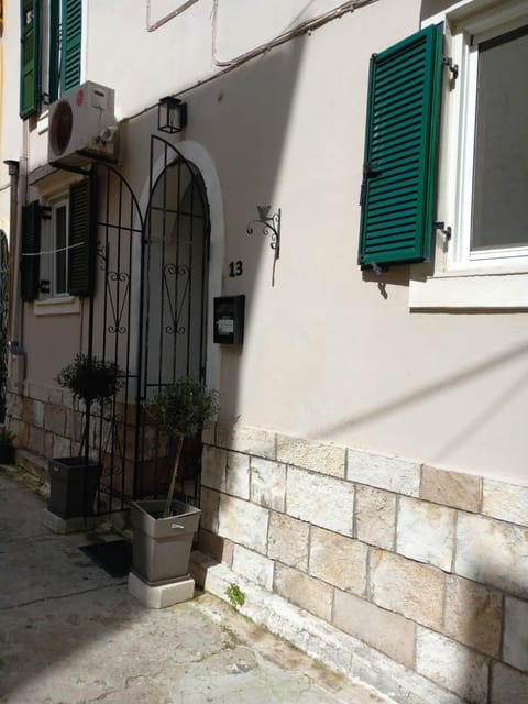 Saloumis House Apartment in Corfu