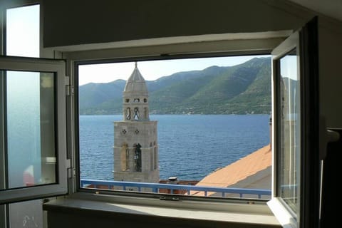 Smiley apartment with a million dollar view Apartment in Korčula