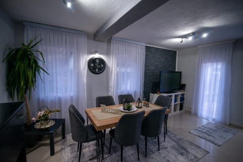 Villa KIKO Mountain Village Villa in Municipality of Bitola, North Macedonia