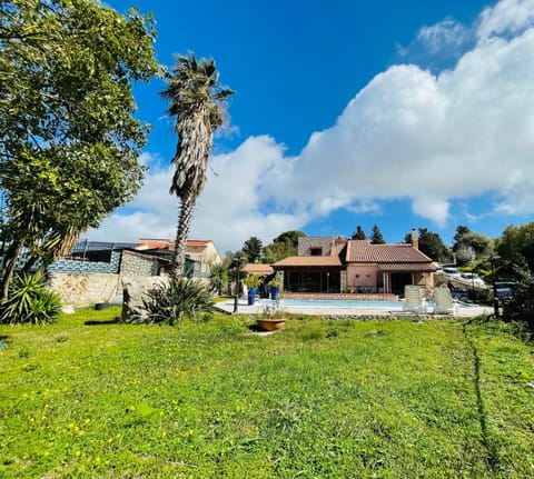 Property building, Natural landscape, Garden, Garden view